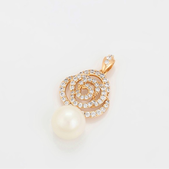 Last 1 🔥 Pearl Necklace | 18K Gold Plated | Zircon Luxury Jewelry - Picture 5 of 10